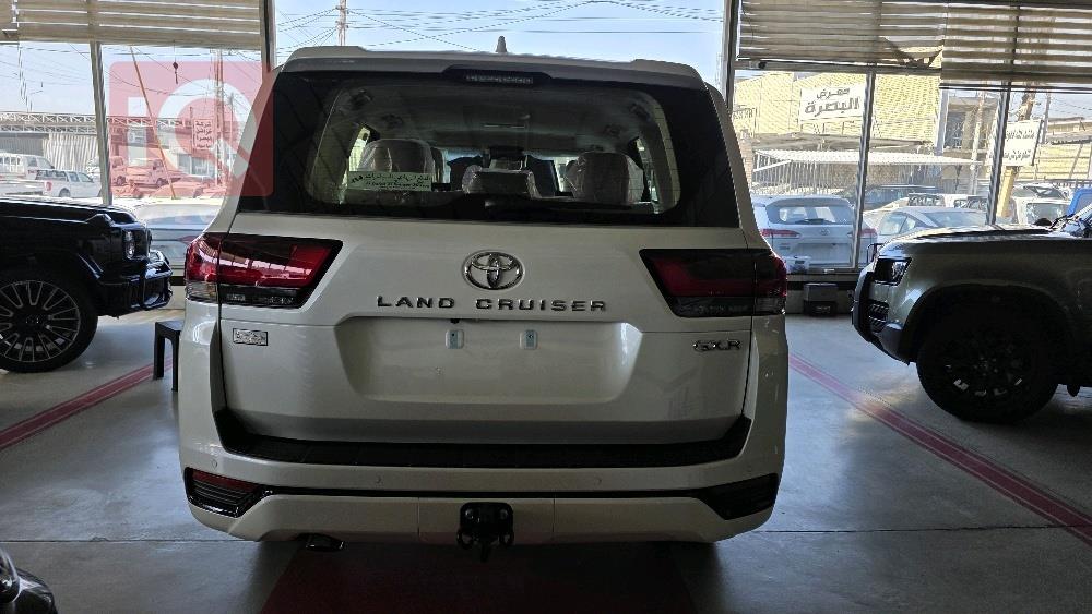 تويوتا لاندكروزر